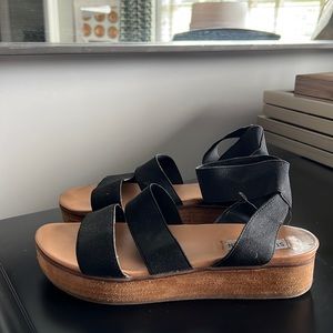 Steve Madden Strappy Platform Sandals